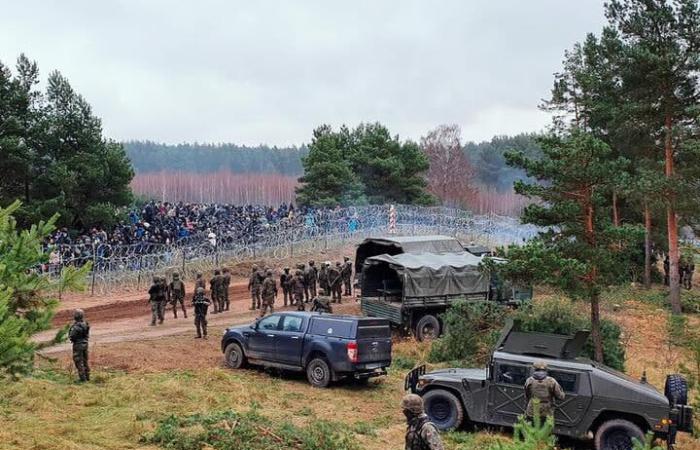 Ночью мигранты прорвали границу с Польшей, но были отброшены назад